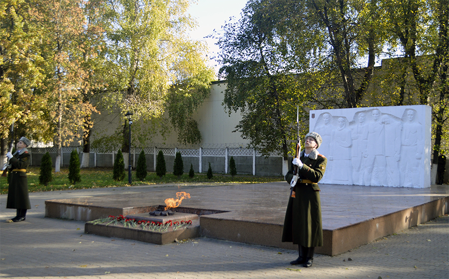 Семинар по ОРД Памятник.jpg Семинар по ОРД Памятник.jpg