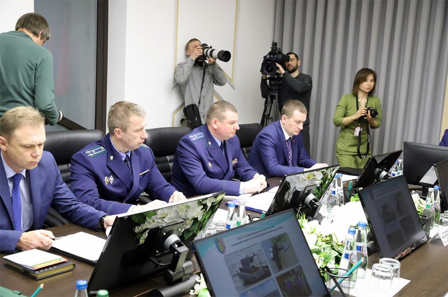 Заседан райисполк в Солигорск с участ прок обл.jpg