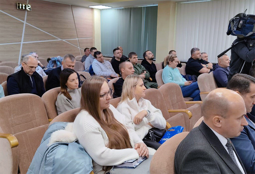 Гордынец совещ УГАИ.jpg