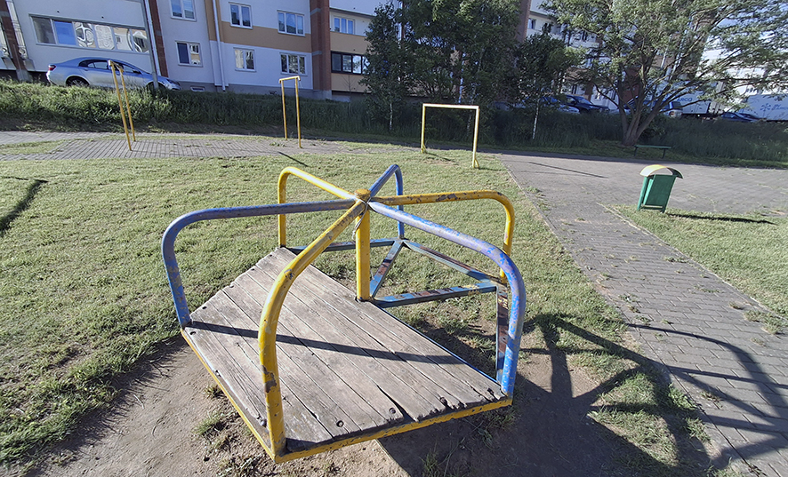 Дзержинск детск площадк 4.jpg