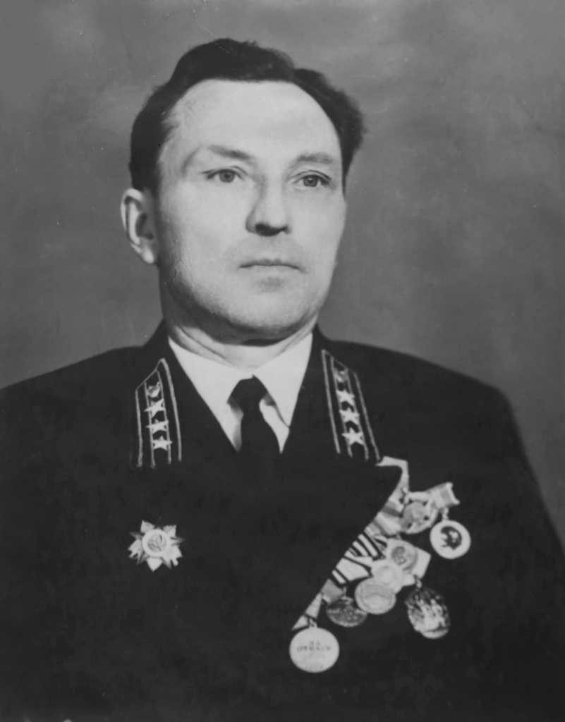 1_Комаров.png 1_Комаров.png