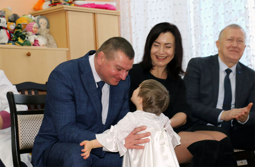 Наши дети Слуцкий ДР 2.jpg