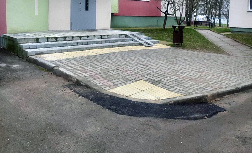 Молодечно подъез после.jpg